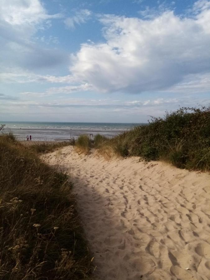 O Douceurs Sucrees Cabourg Bed & Breakfast Exterior photo